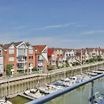 Marina, Cm20 度假居 *